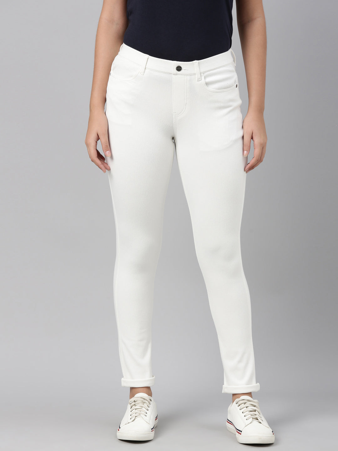 Women Solid White Super Stretch Jeggings