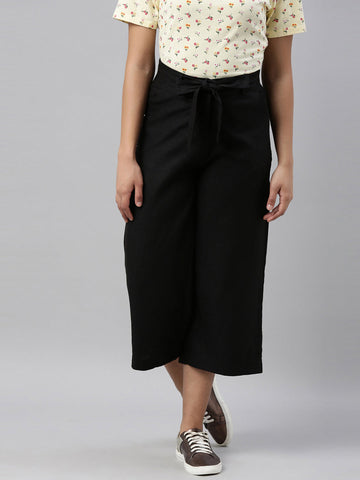 Women Solid Black Linen Mid Rise Culottes