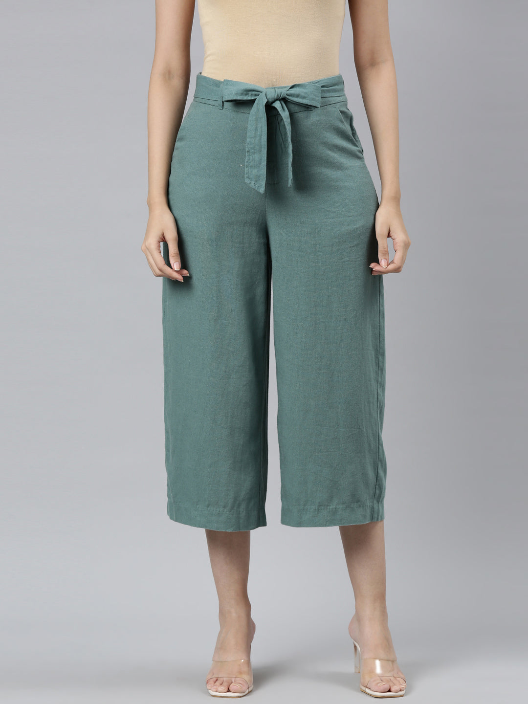 Women Solid Ocean Green Linen Mid Rise Culottes