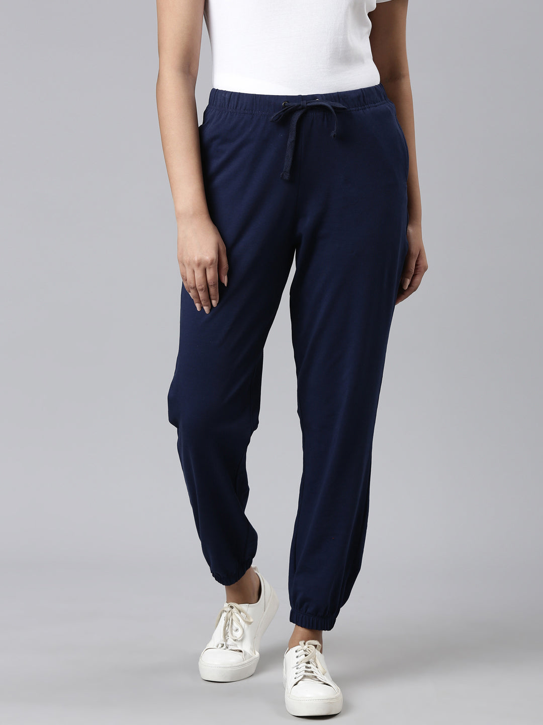 Women Solid Navy Mid Rise Cotton Casual Joggers