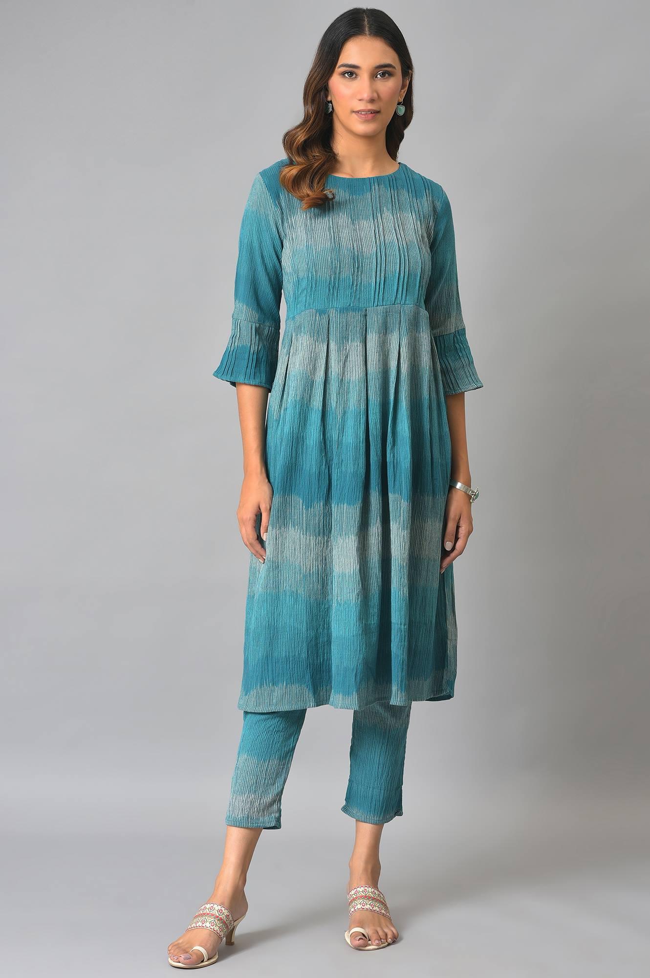 Teal Yarn-Dyed Ikkat Crepe kurta And Straight Pants Set