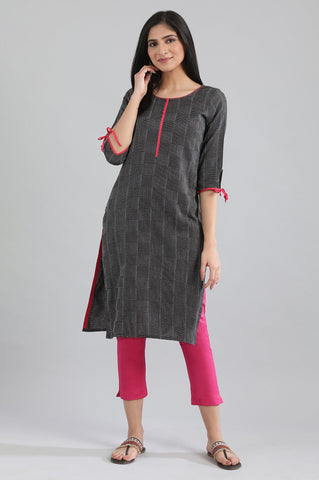 Black Round Neck Yarn-Dyed kurta