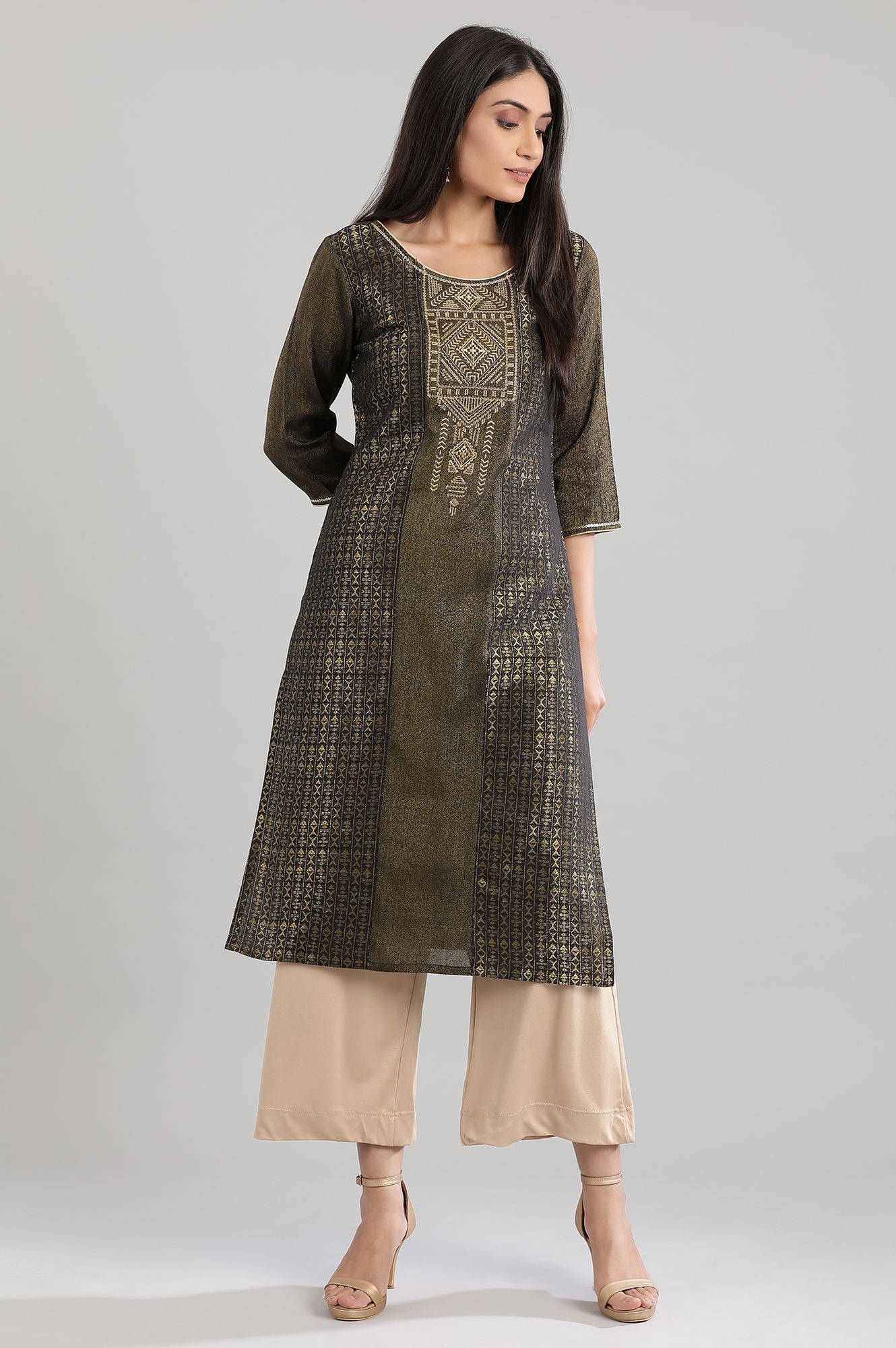 Black Round Neck Yarn-Dyed kurta