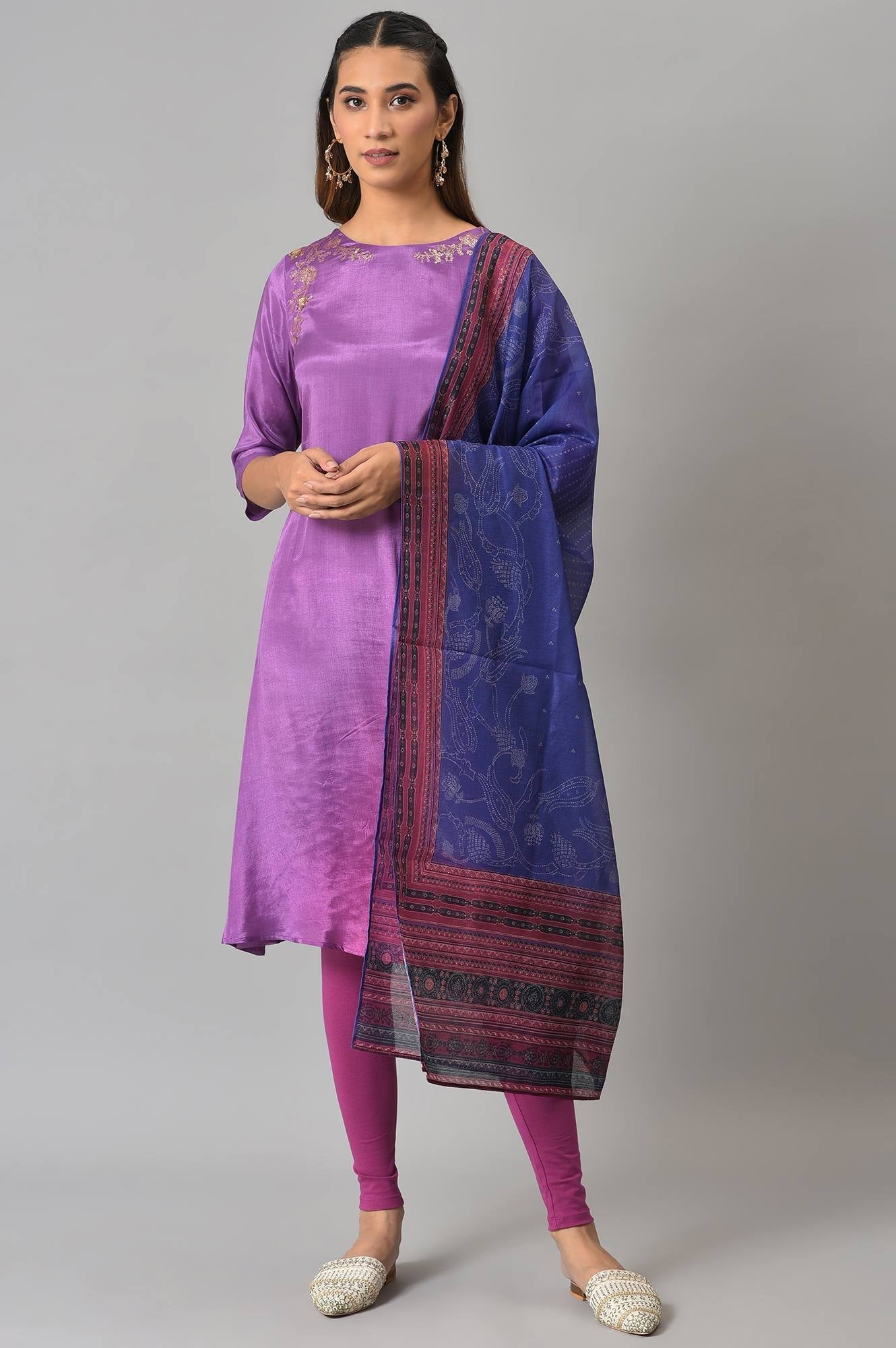 Dark Purple Ombre Cowl kurta With Tights And Bandhani Dupatta