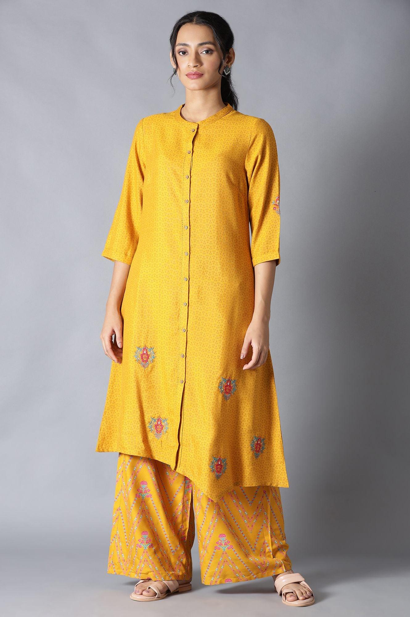 Yellow Embroidered kurta And Parallel Pants Set