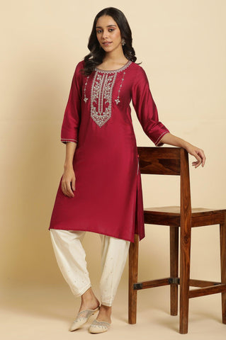 Magenta Embroidered Festive Kurta