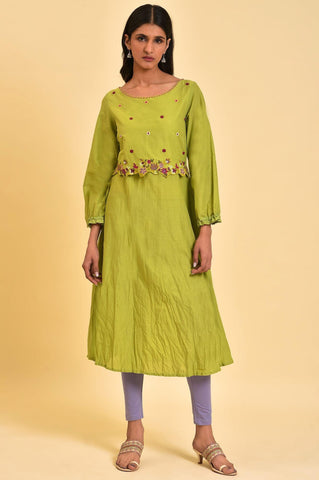 Green Embroidered Crinkled kurta