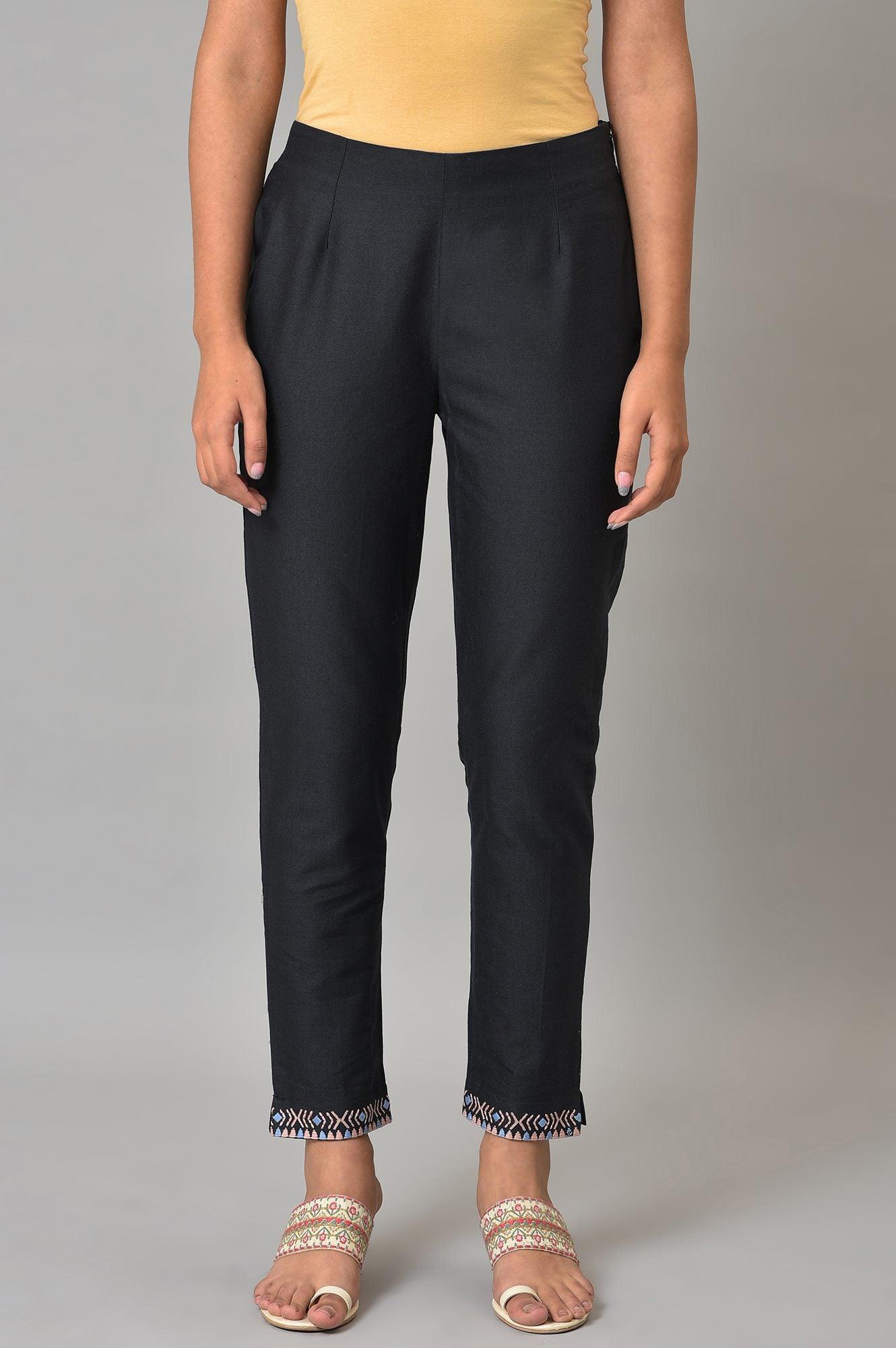 Black Slim Pants With Embroidery