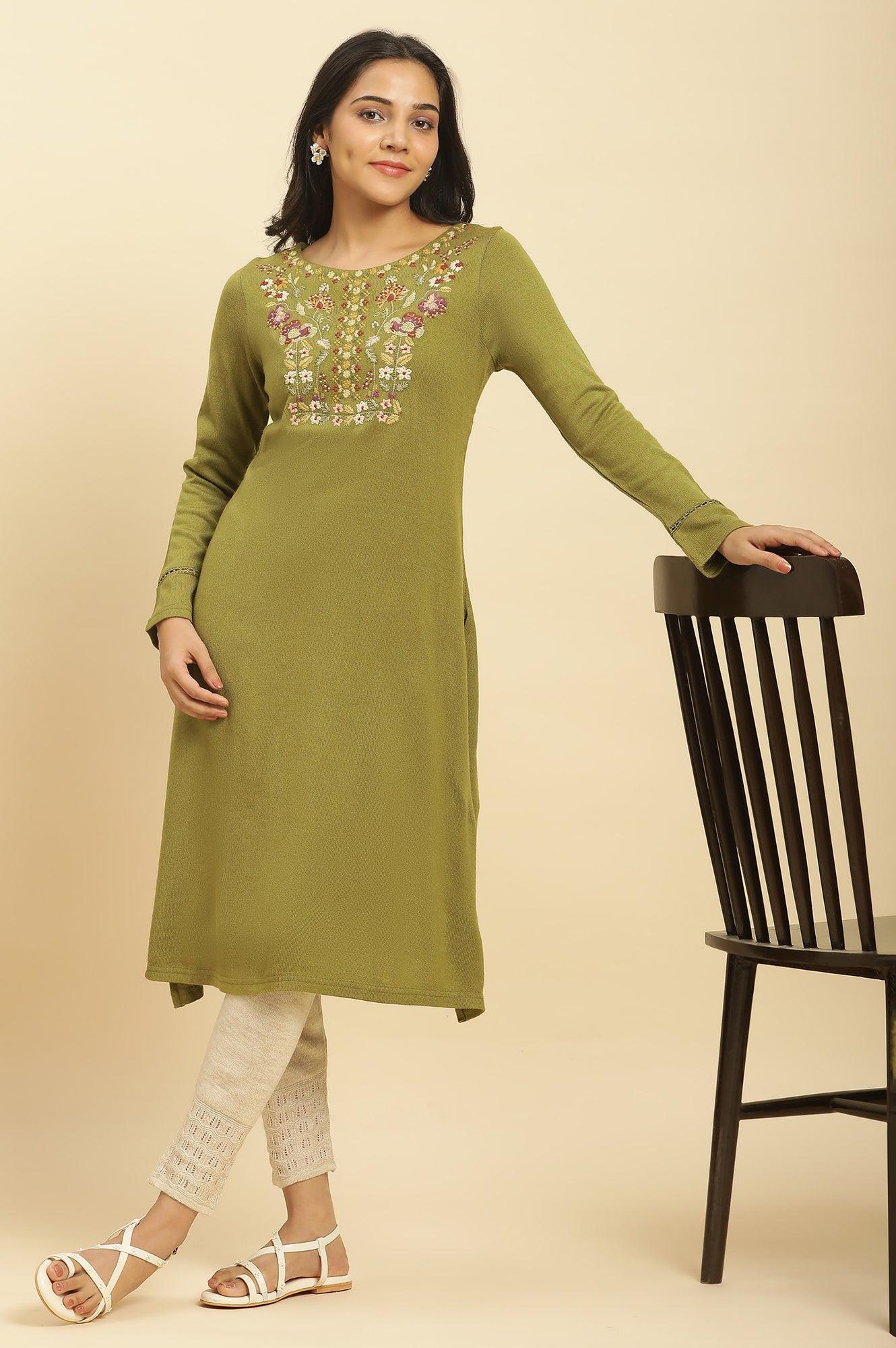 Green Embroidered Winter Kurta And Tights Set