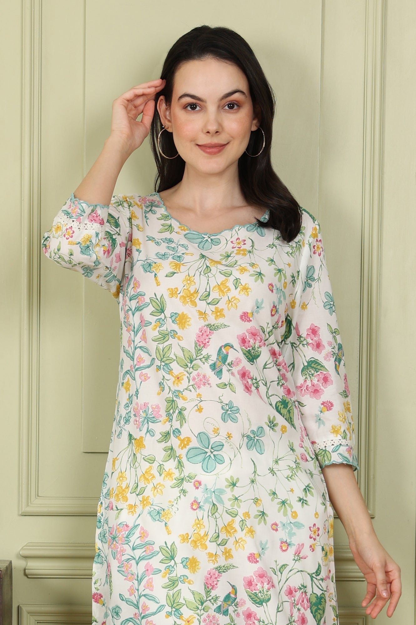 White Floral And Bird Printed Straight Kurta With Scalloped Neckline