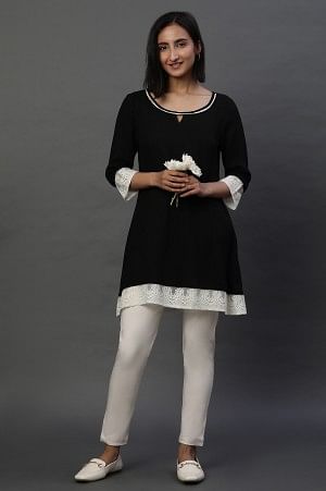 Black A-line Western Textured Kurti