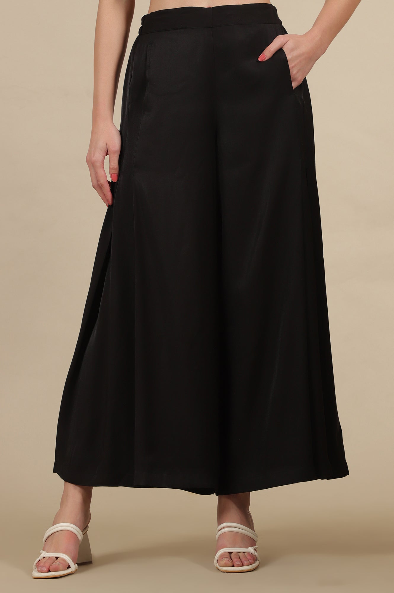Black Solid Flared Rayon Palazzo With Pleated Detail