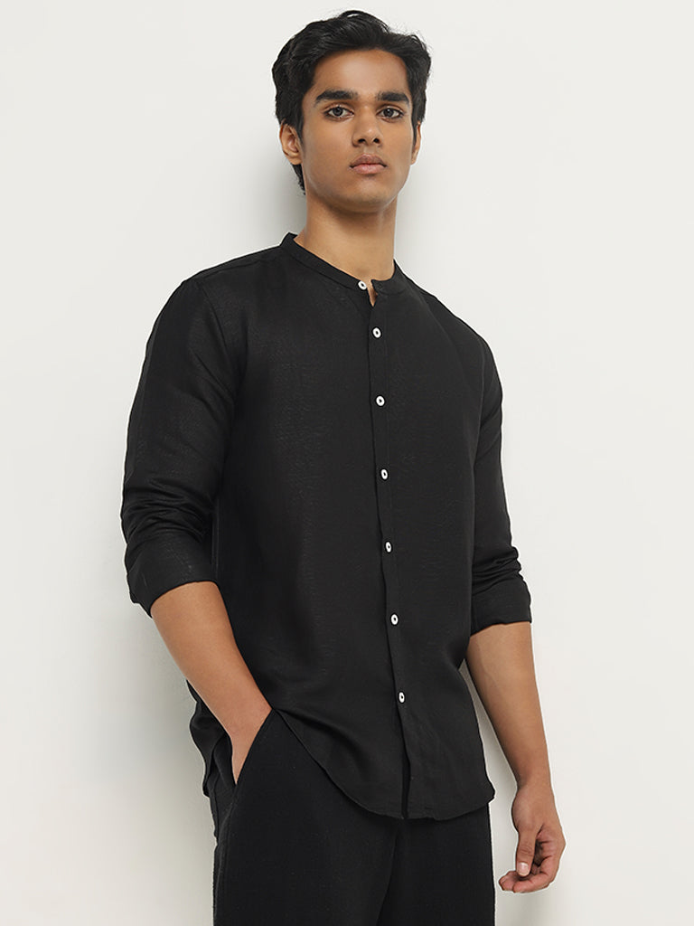 ETA Black Solid Resort-Fit Cotton Shirt