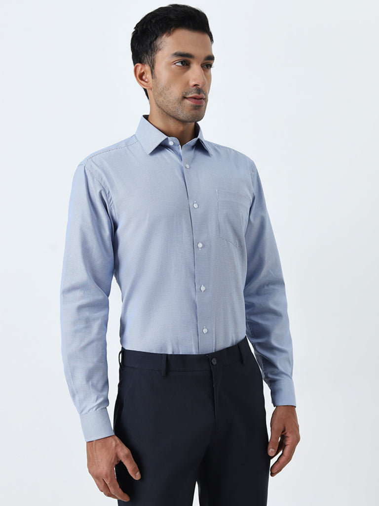 WES Formals Blue Checks Patterned Relaxed-Fit Shirt