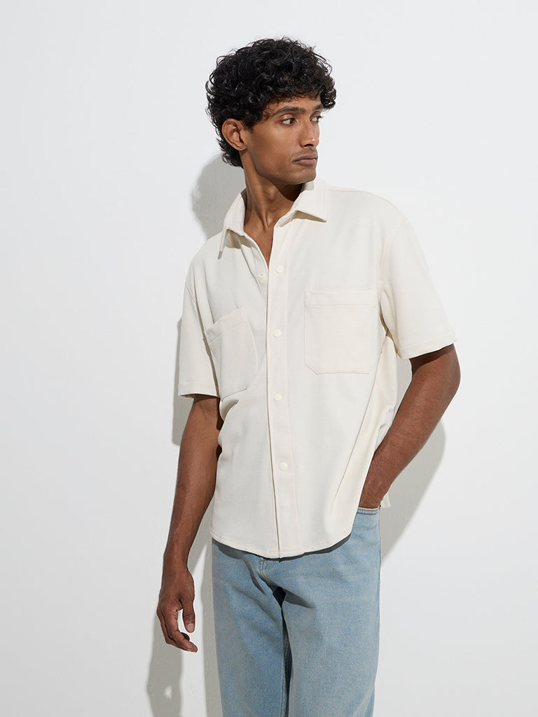 WES Casuals Off-White Solid Relaxed-Fit Shirt