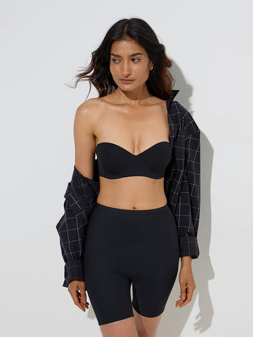 Wunderlove Black Self-Striped Under-Wired Bra