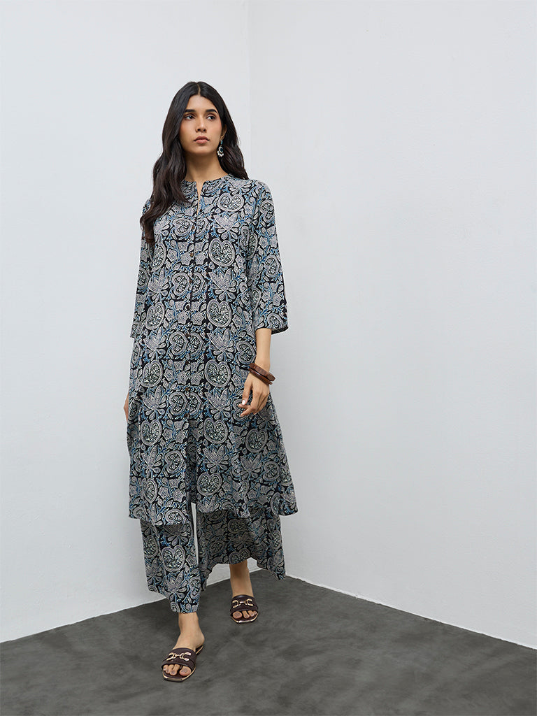 Utsa Blue Floral Printed A-Line Kurta