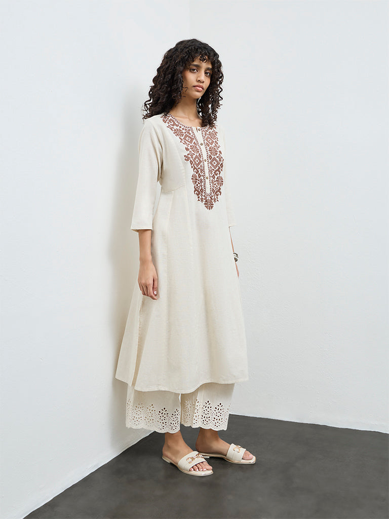 Utsa Off-White Embroidered Cotton-Blend Anarkali Kurta