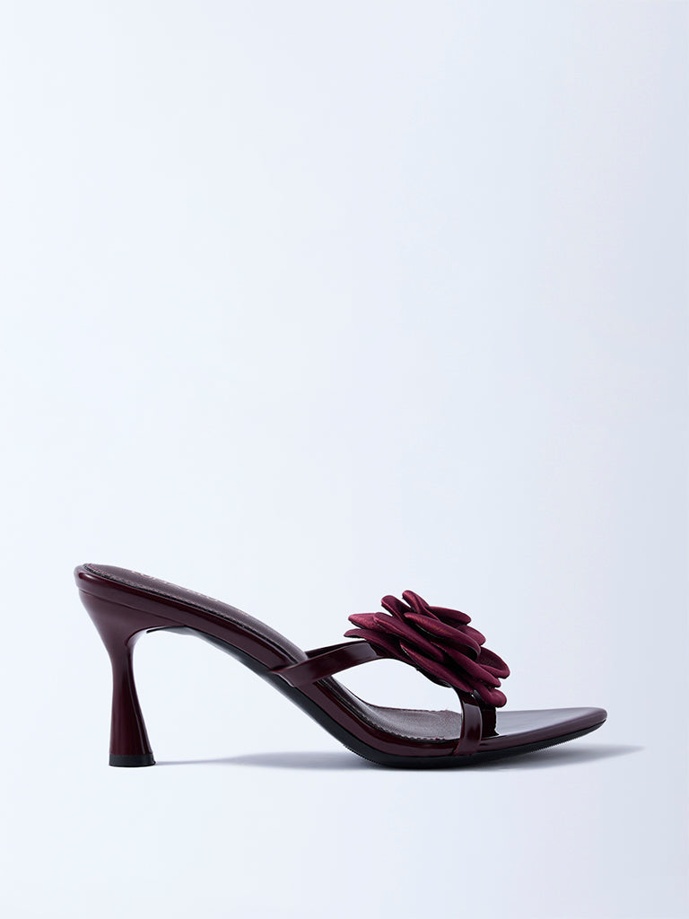 LUNA BLU Burgundy Rosette Heel Sandals