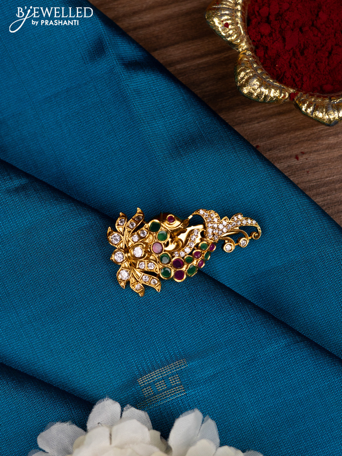 Antique saree pin lotus design with kemp and cz stones