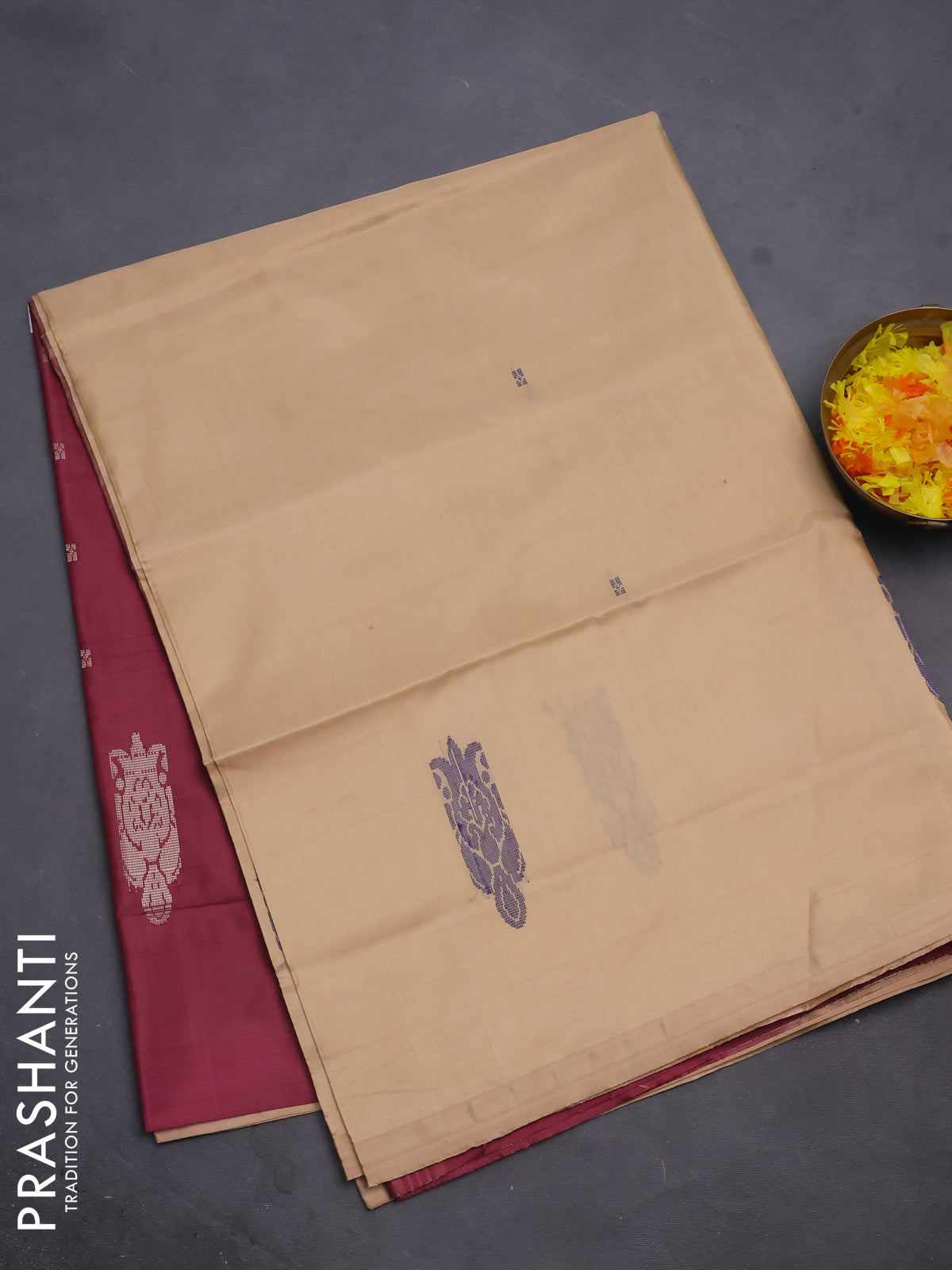 Banana pith saree sandal and deep maroon with thread woven buttas in borderless style