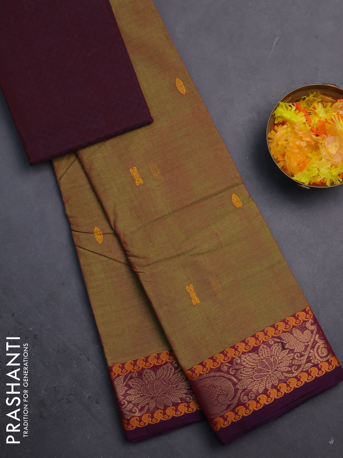 Chettinad cotton saree manthulir green and dark magenta pink with thread woven buttas and zari woven border