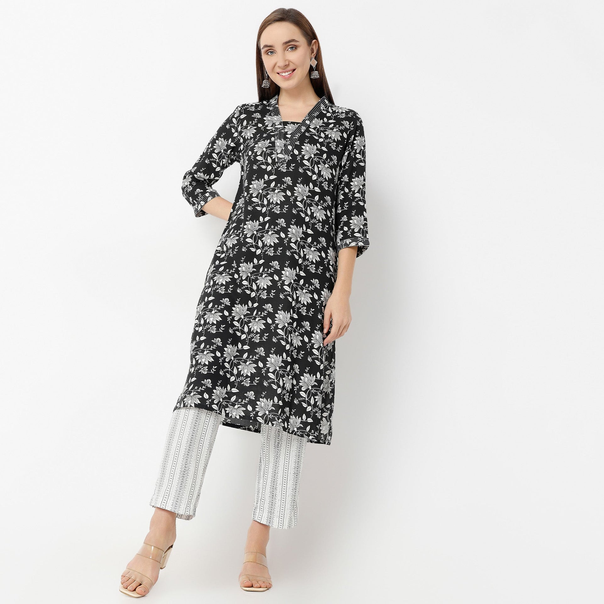 Ankle Length Straight Fit Printed Pants