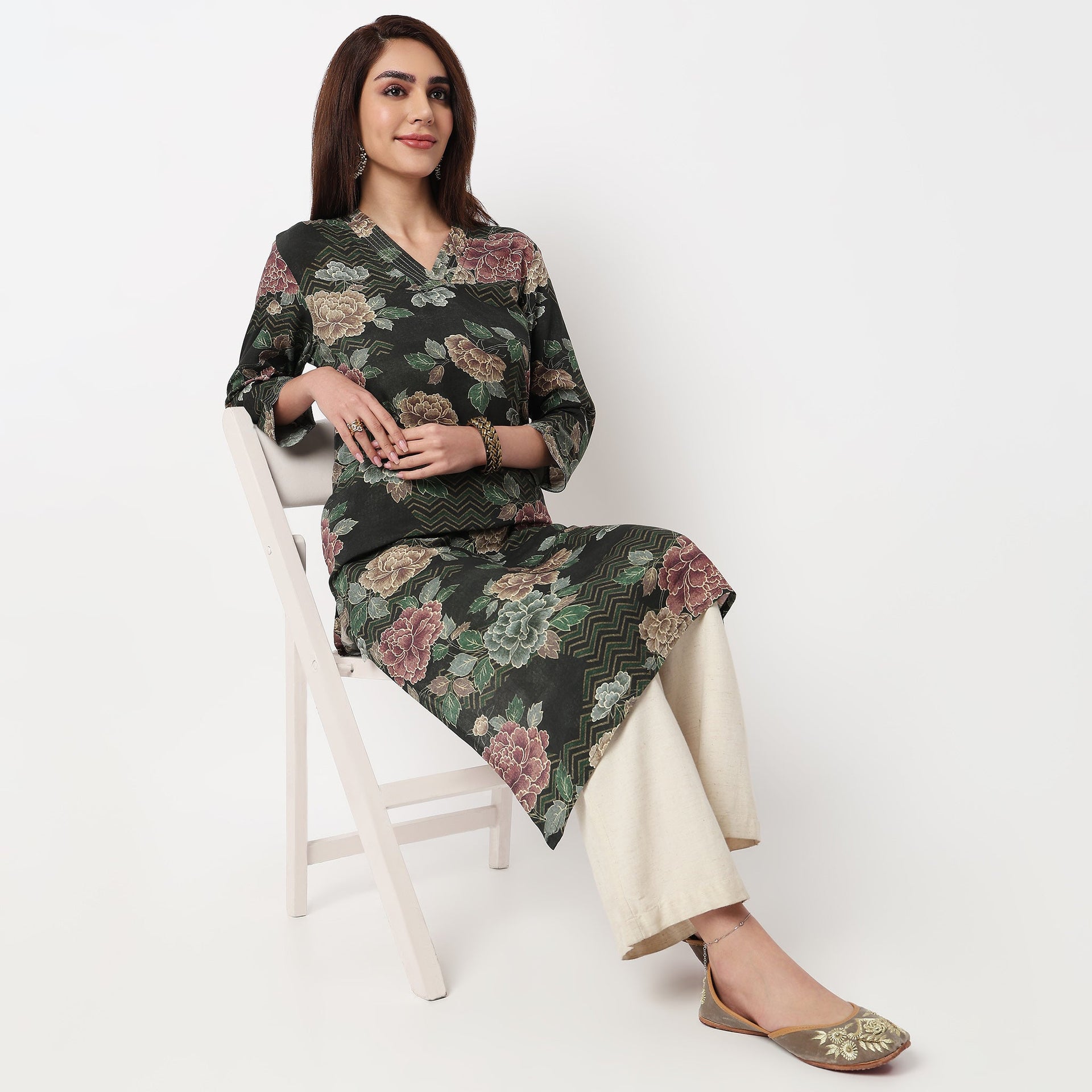 V-Neck Printed Long Kurta