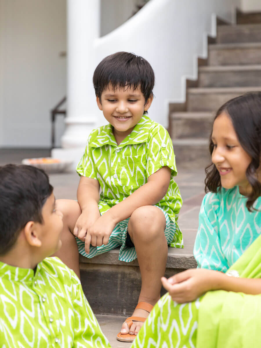 Peaches Organic Cotton Shirt for Boys