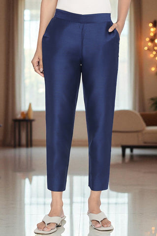 Blue Solid Mid Rise Slub Trousers in Ankle Length