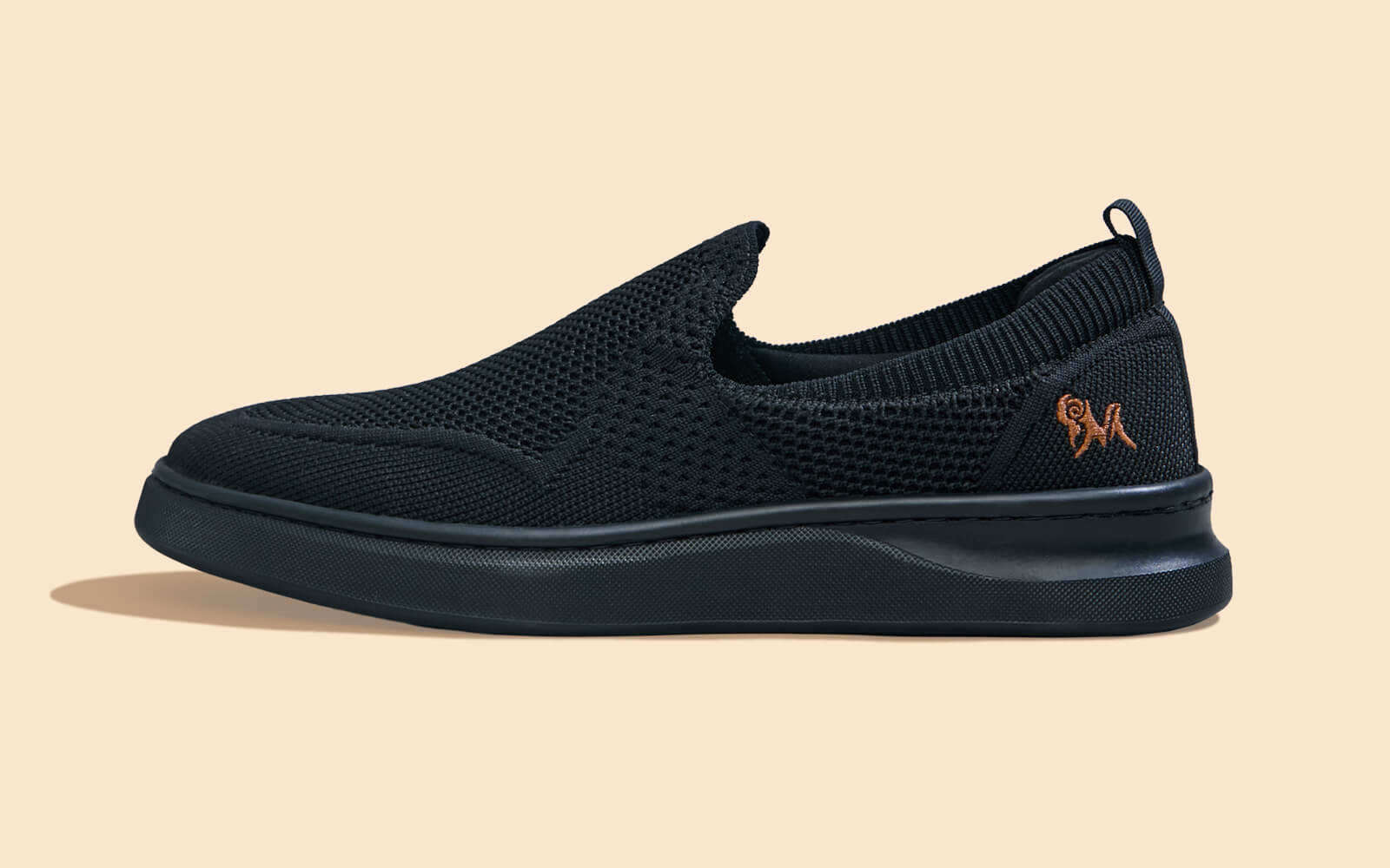 Elevate Slip Ons : Black