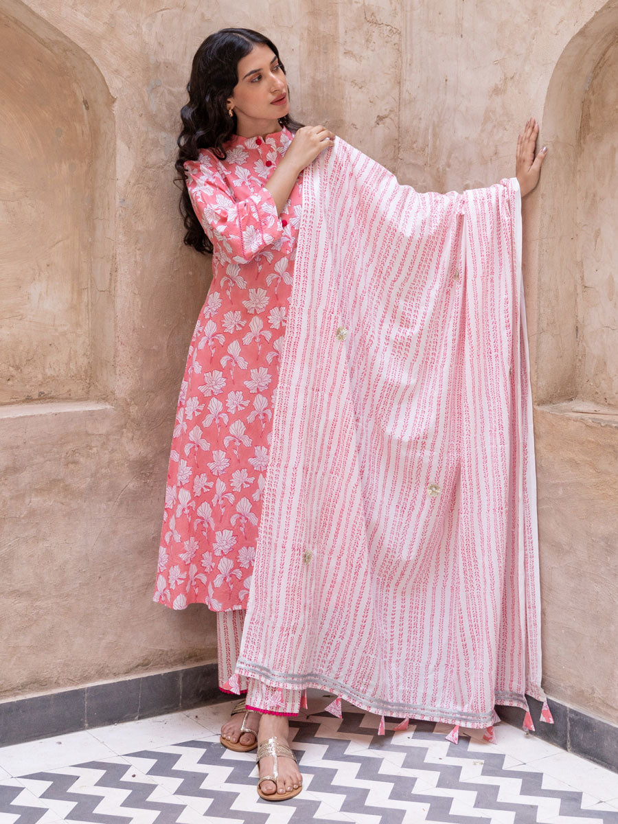 Pink Floral Block Printed Mulmul Dupatta