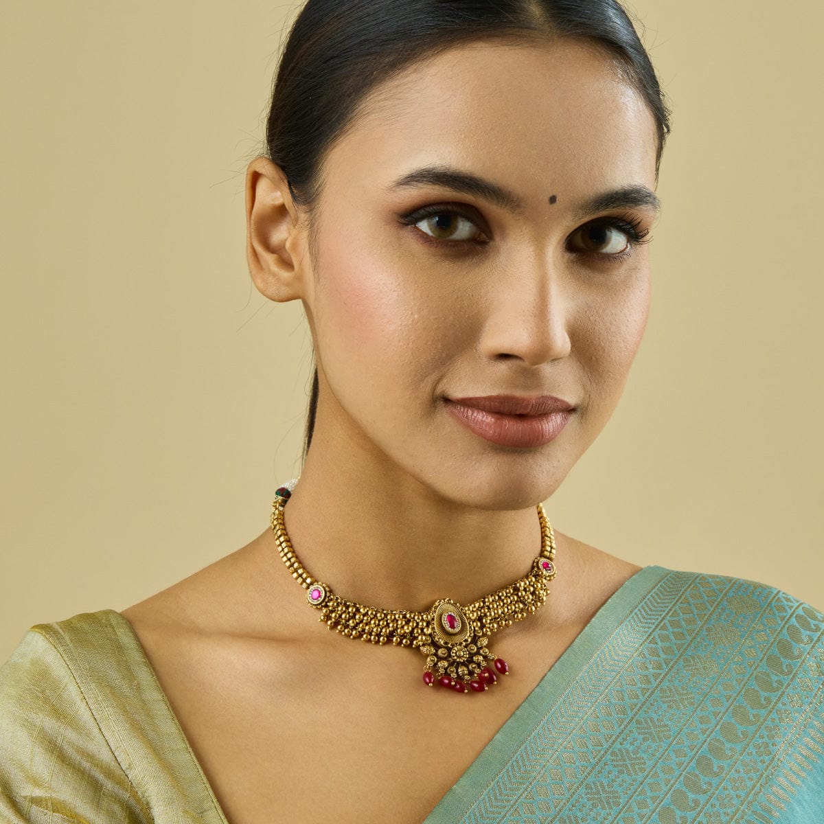 Antique Necklace 181027