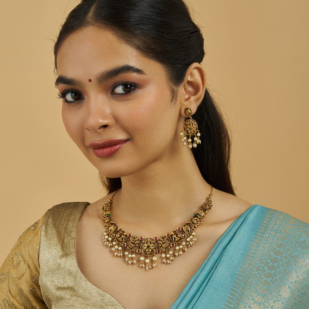 Antique Necklace 181304