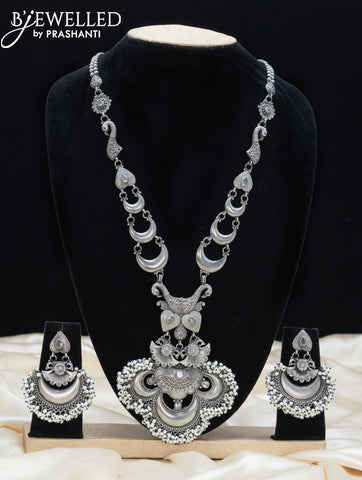 Oxidised haaram with cz stone and pearl hangings