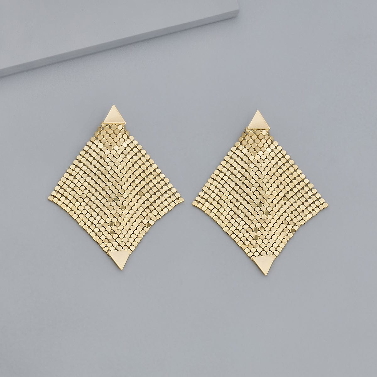 Trendy Earring 166578