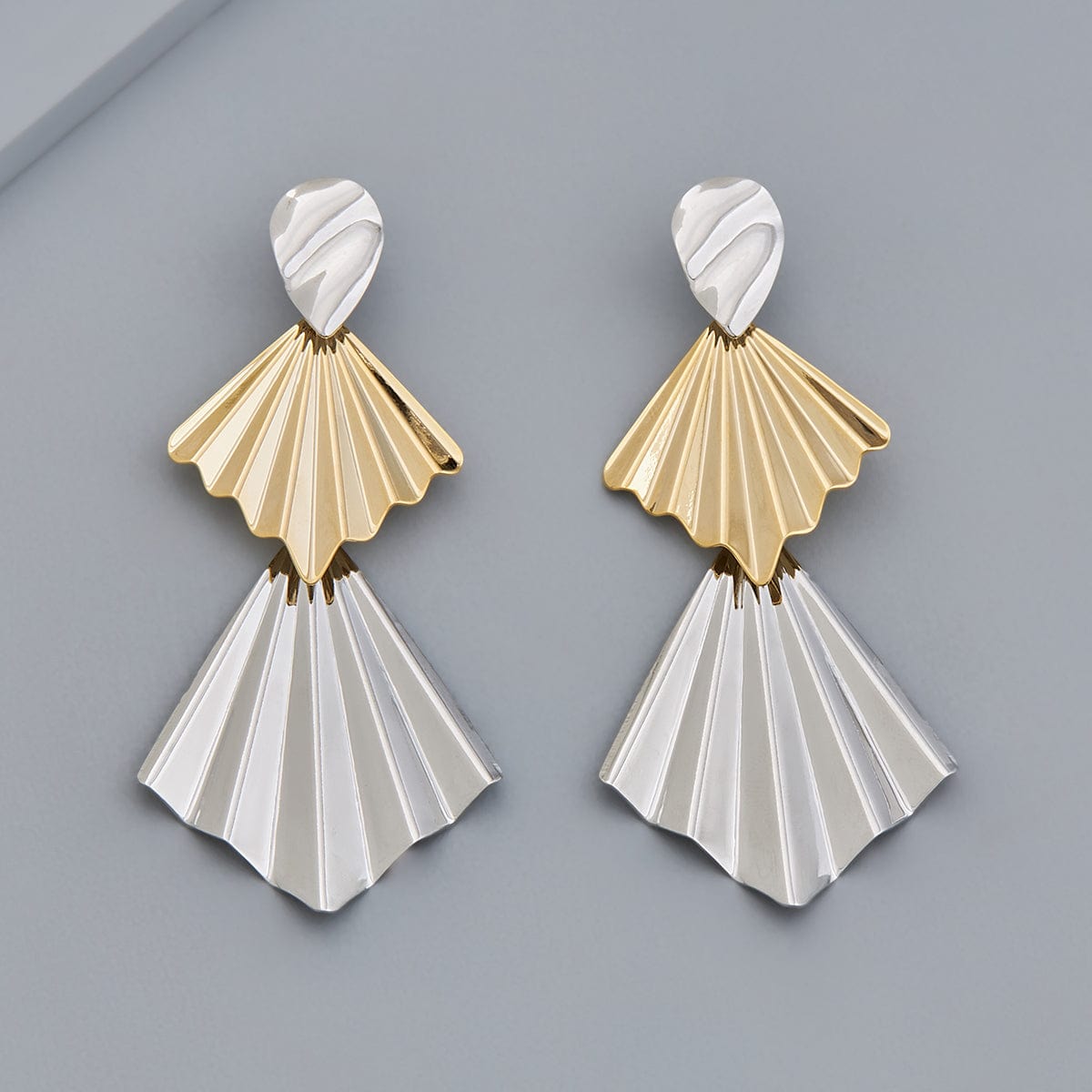 Trendy Earring 166815